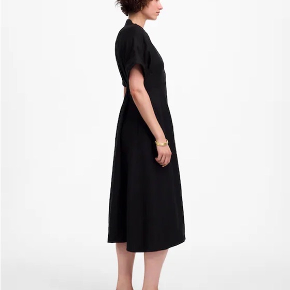 Madewell Pleated Linen Midi Shirtdress - Picture 3 of 12